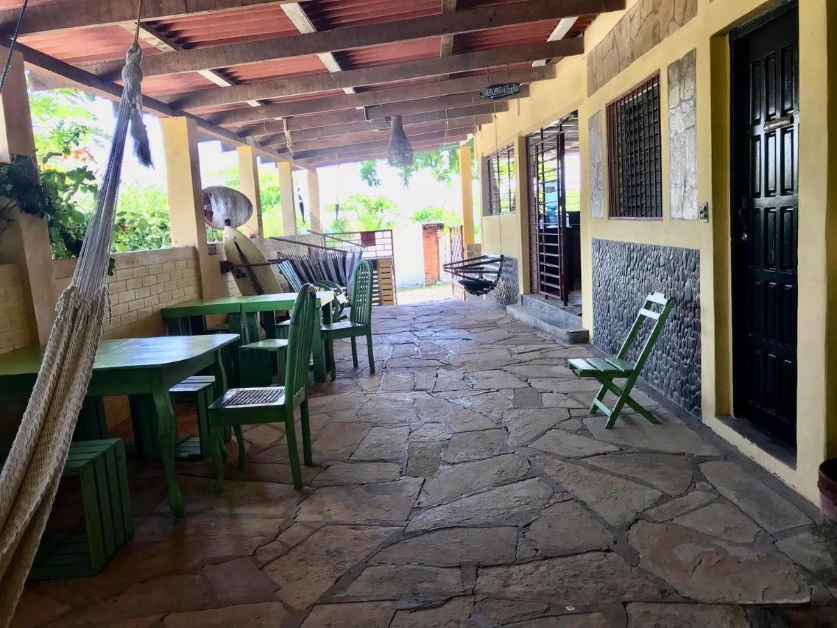 Bananoz Surfhouse Bed and Breakfast Transito Eksteriør billede