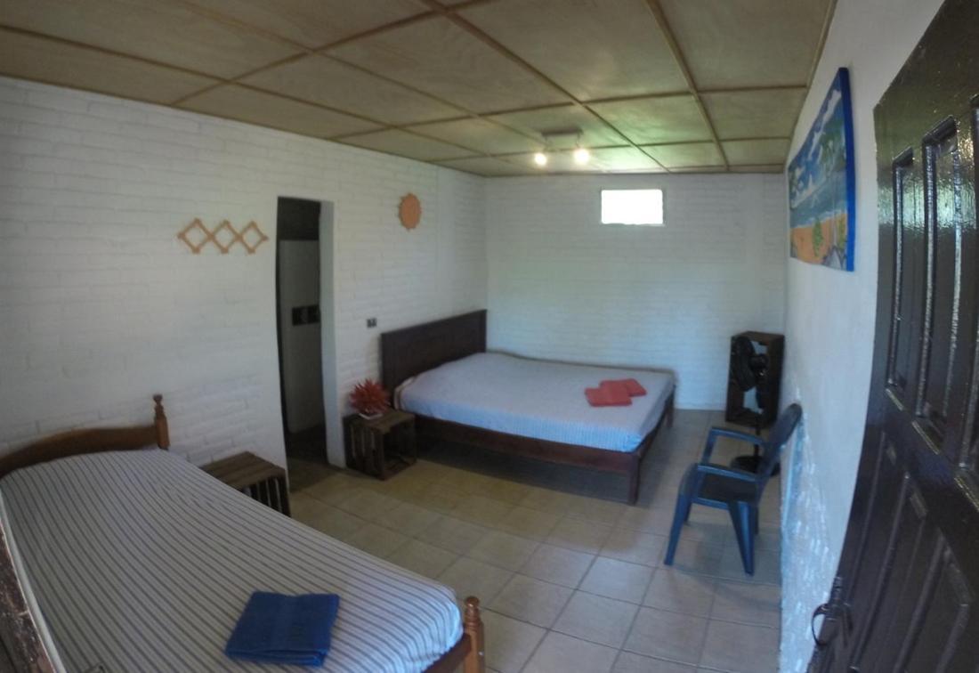 Bananoz Surfhouse Bed and Breakfast Transito Eksteriør billede