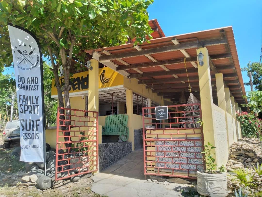 Bananoz Surfhouse Bed and Breakfast Transito Eksteriør billede